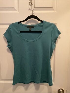 NWOT LARGE White House Black Market Scoop Neck Tee - Teal Blue